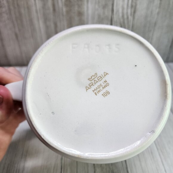 Vintage MCM Arabia Finland Pitcher Ceramic White Grapes Design  5'' Tall - Picture 6 of 8